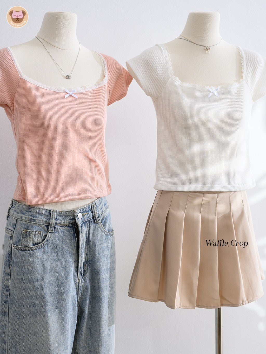 Waffle Crop เสื้อยืดครอปคอเหลี่ยม ดีเทลน่ารักเเต่งขอบลูกไม้ ติดโบว์จิ๋วผ้ามี Texture ในตัว