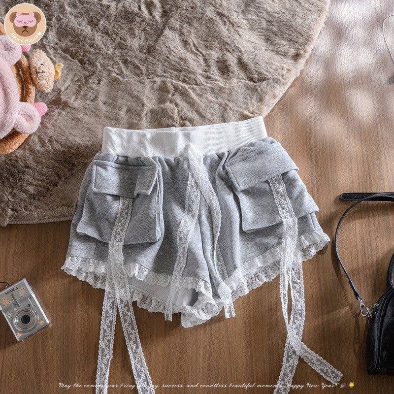 Bellin Lace Short Pants กางเกงขาสั้นทรงบาร์บี้ เเต่งลูกไม้