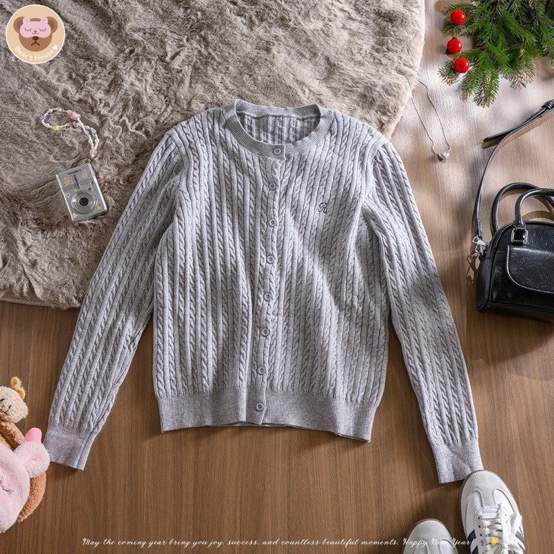 Sister Knit Cadigan เสื้อเเขนยาวไหมพรม ปักโลโก้