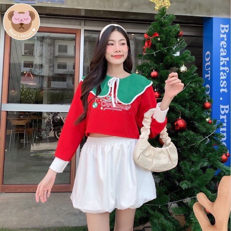 Jingle bell Christmas Crop เสื้อครอปเเขนยาว คอบัวใหญ่ สกรีนลาย🎄