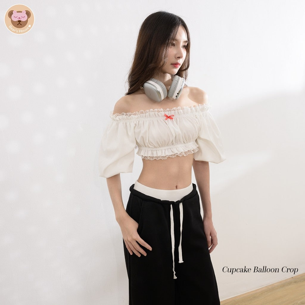 Cupcake Balloon Crop เสื้อครอปเปิดไหล่แขนพอง สวยตามแบบฉบับสาวโยชิ ลุคคุนหนู น่ารักมากค่ะแม่