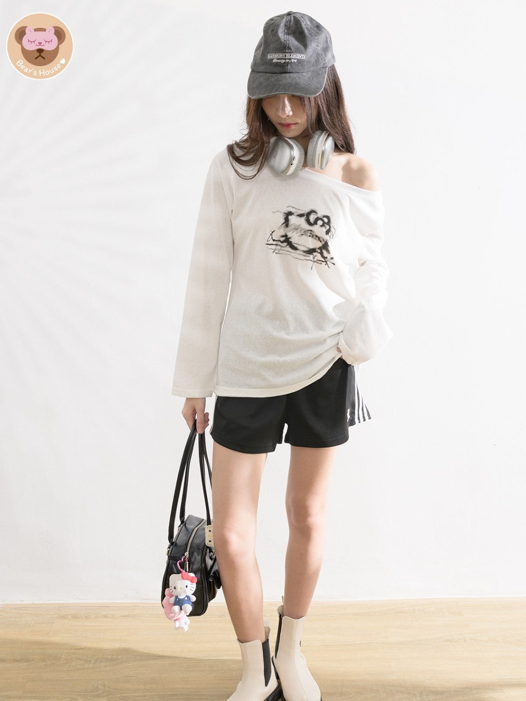 Hello Kitty เสื้อเเขนยาว ผ้าสลาฟบางนุ่ม ยืดได้ ใยผ้าตัวใหม่ ทรง oversize